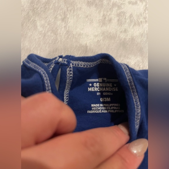 L.A Dodgers Baby Girl Onesie Bib & Booties - Picture 7 of 9